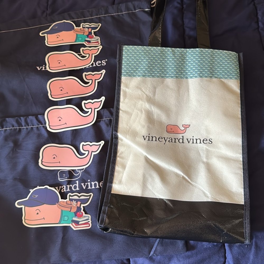 Vineyard Vines Bundle 🐳 3 Gift/Dust Bags and 6 Stickers